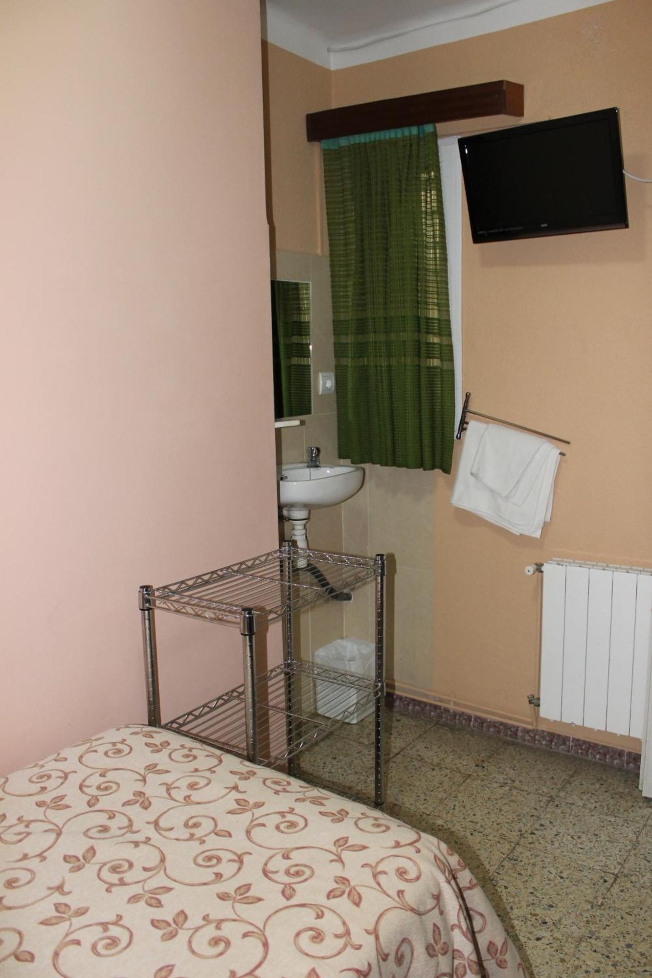 Hostal Cal Siles El Prat de Llobregat Ruang foto
