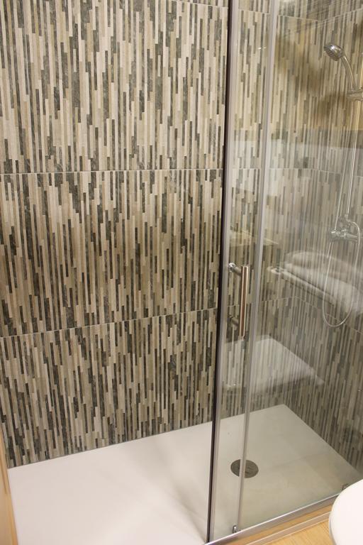 Hostal Cal Siles El Prat de Llobregat Bagian luar foto