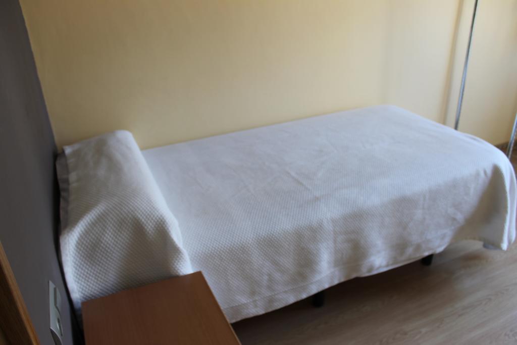 Hostal Cal Siles El Prat de Llobregat Bagian luar foto